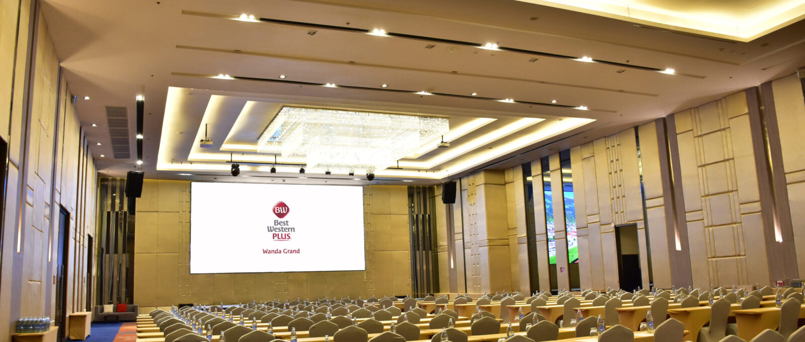 Best Western Plus Wanda Grand Hotel